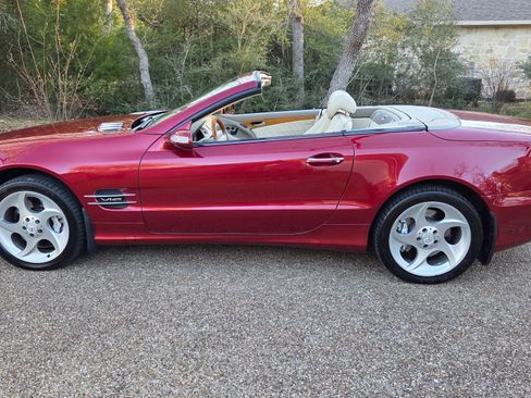 Used 2005 Mercedes-Benz SL 600 image 1