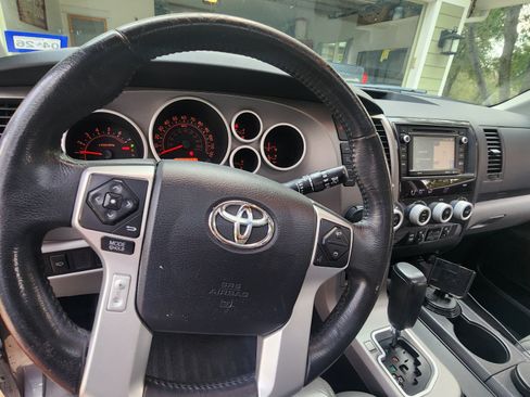 Used 2016 Toyota Sequoia SR5 image 8