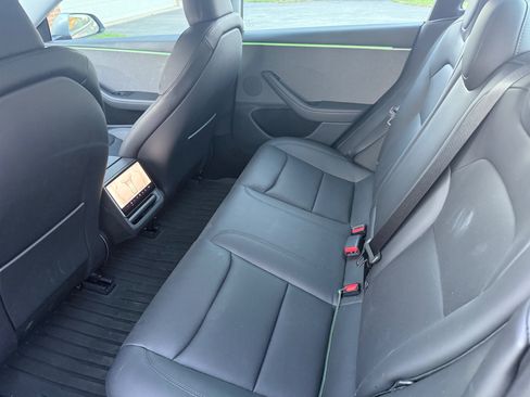 Used 2025 Tesla Model 3 Long Range image 19