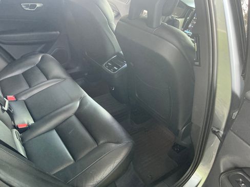 Used 2018 Volvo XC60 T6 Inscription w/ Convenience Package AWD/4WD image 6