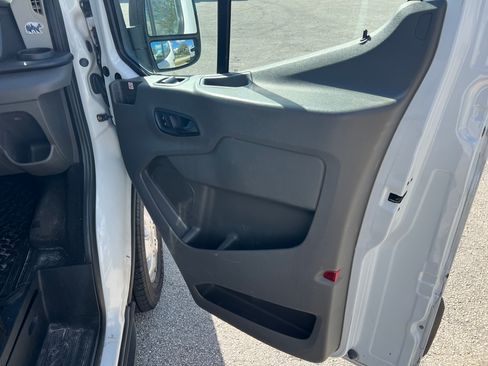 Used 2020 Ford Transit 350 XLT image 15