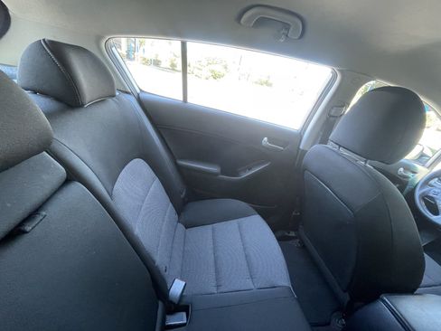 Used 2018 Kia Forte LX image 27