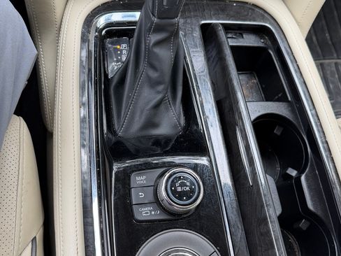 Used 2021 INFINITI QX80 Luxe w/ Cargo Package image 10