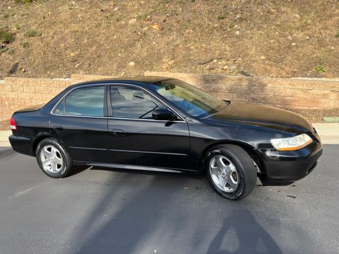 Used 2001 Honda Accord LX image 13