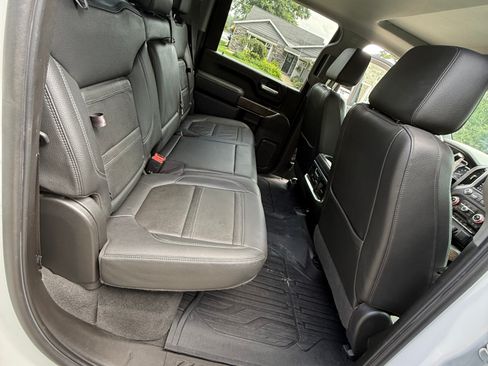 Used 2021 GMC Sierra 2500 Denali w/ Denali Ultimate Package AWD/4WD image 14