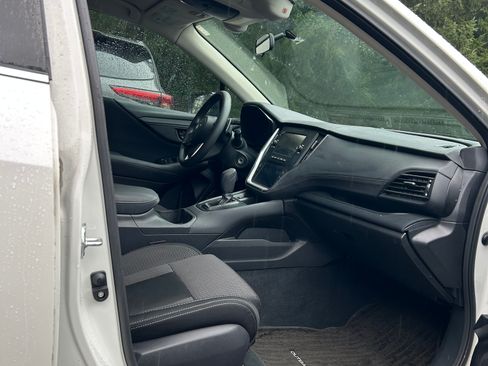 Used 2022 Subaru Outback Wagon 4D image 11