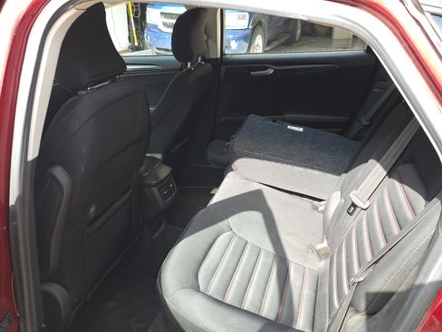 Used 2015 Ford Fusion SE w/ Equipment Group 201A image 10