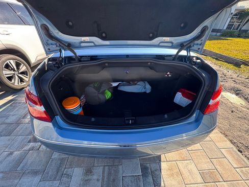 Used 2011 Mercedes-Benz E 350 Cabriolet image 12