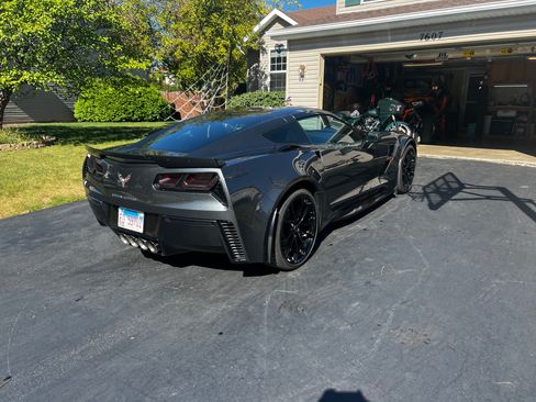 Used 2017 Chevrolet Corvette Grand Sport image 8