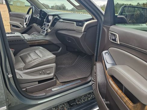 Used 2018 GMC Yukon XL Denali w/ Denali Ultimate Package image 13