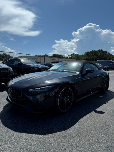 Used 2024 Mercedes-Benz SL 43 AMG image 2