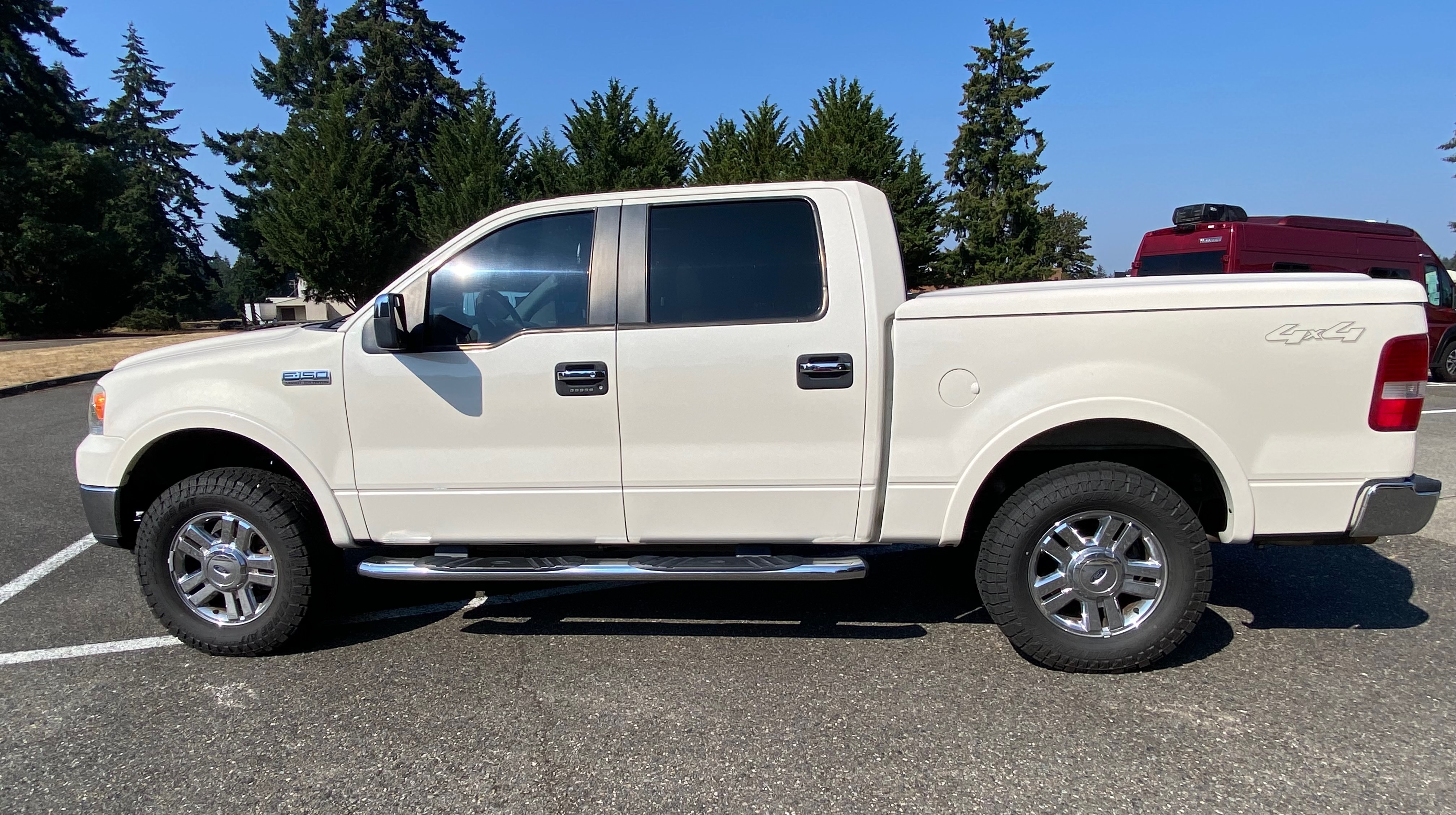 Used 2007 Ford F150 Lariat AWD/4WD image 1