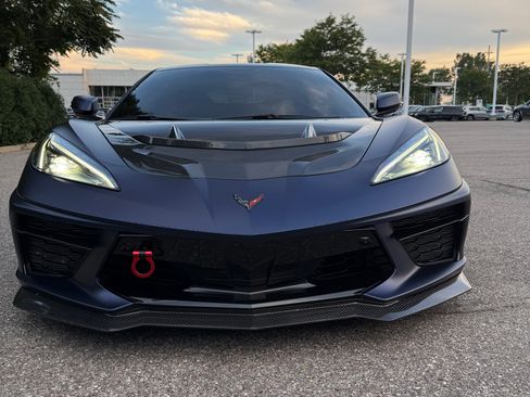 Used 2022 Chevrolet Corvette Stingray Preferred Cpe w/ Z51 Performance Package RWD image 17