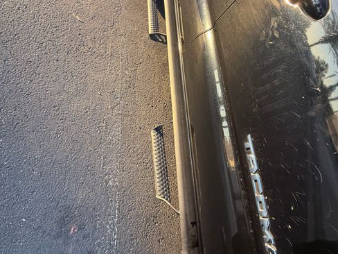 Used 2021 Toyota Tacoma TRD Sport w/ Technology Package image 16