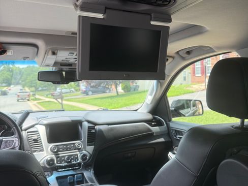 Used 2015 GMC Yukon SLT w/ Open Road Package AWD/4WD image 8