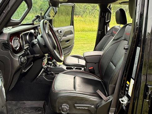 Used 2022 Jeep Gladiator Rubicon w/ LED Lighting Group image 26