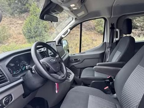 Used 2023 Ford Transit 350 XLT image 12