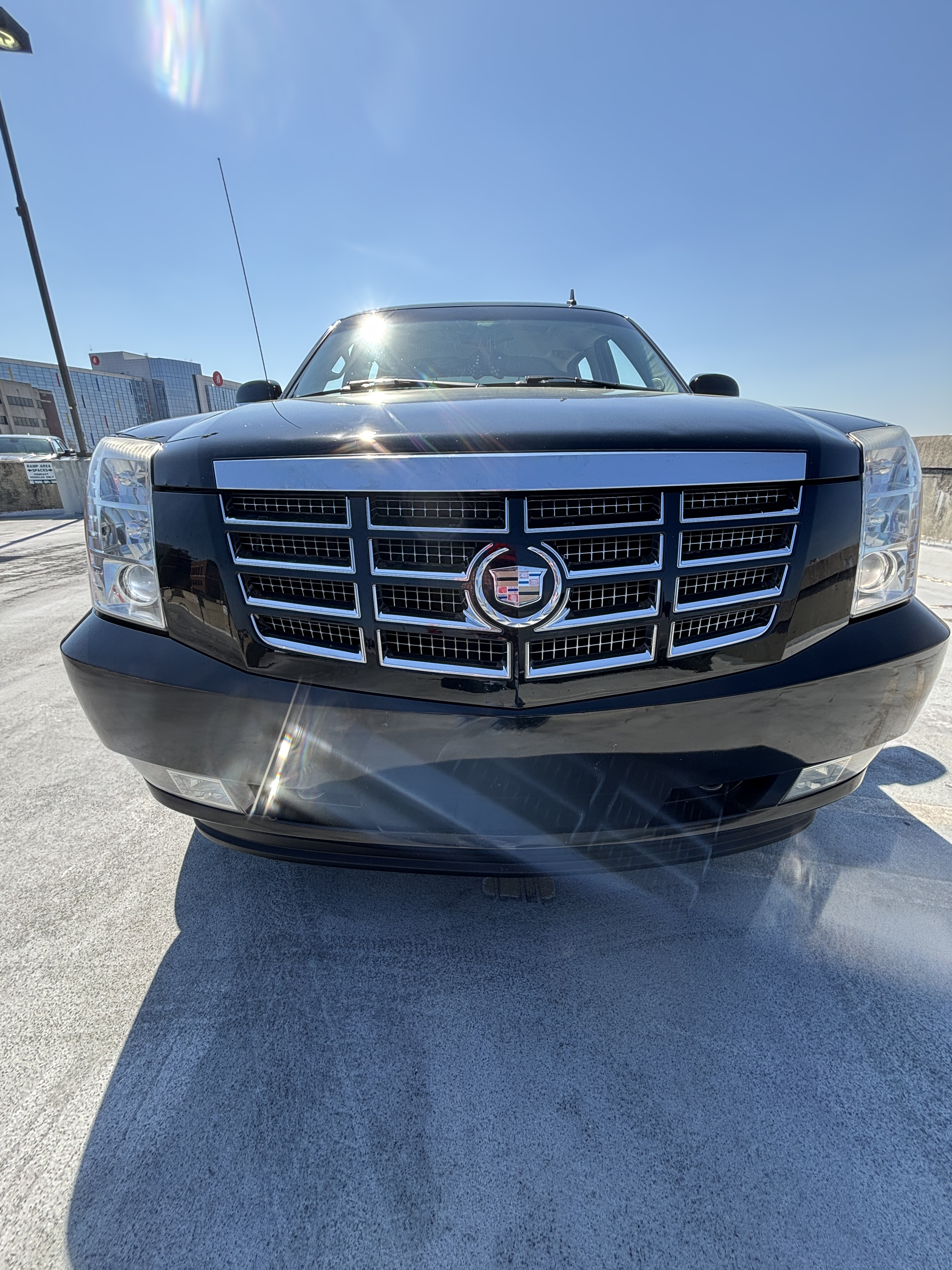 Used 2007 Cadillac Escalade EXT w/ Information Package AWD/4WD image 6