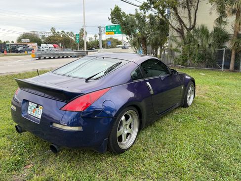 Used 2004 Nissan 350Z Touring image 1