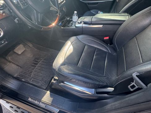 Used 2015 Mercedes-Benz GL 550 GL 550 4MATIC Sport Utility 4D image 18