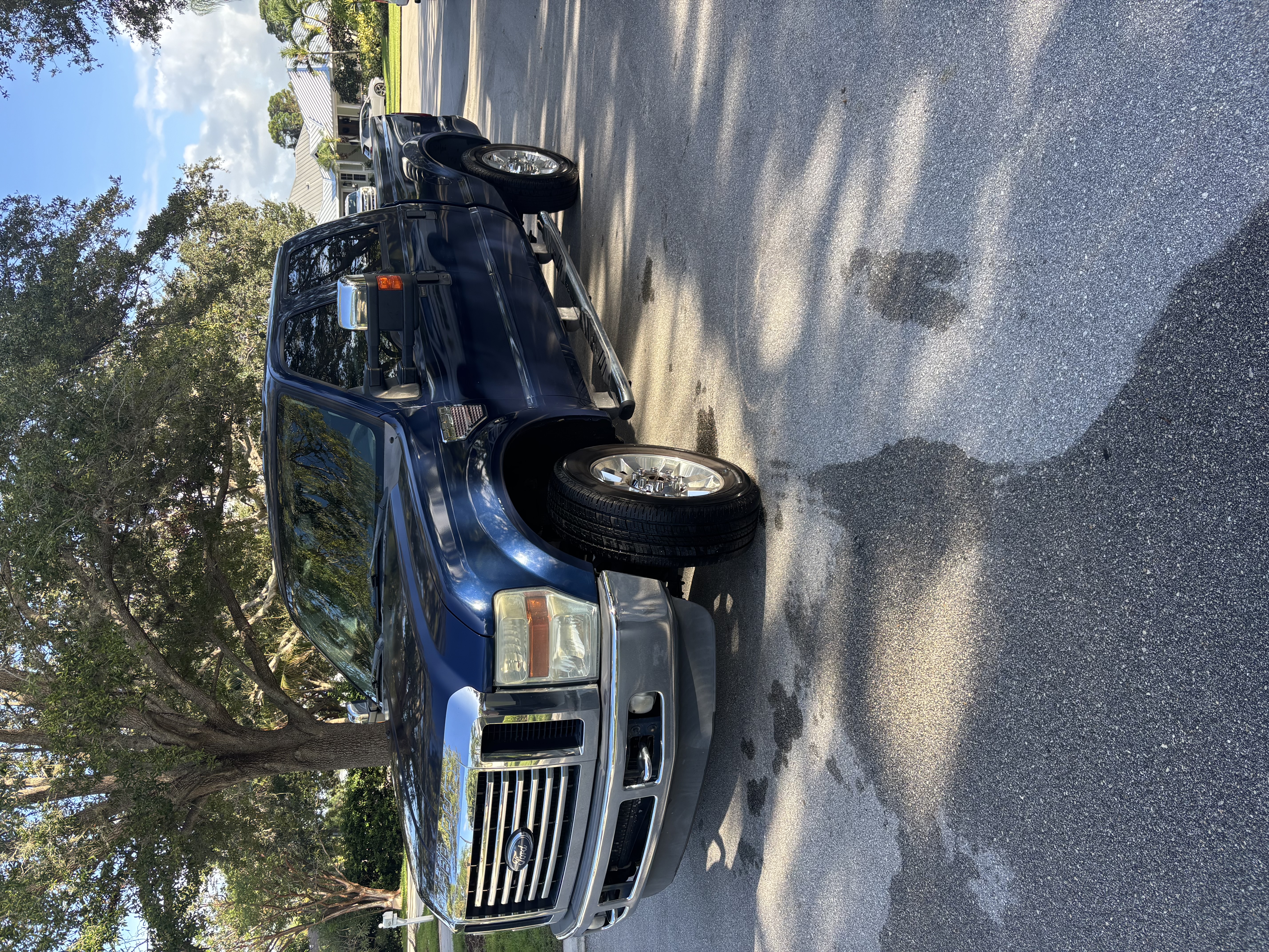 Used 2008 Ford F250 Lariat AWD/4WD image 1