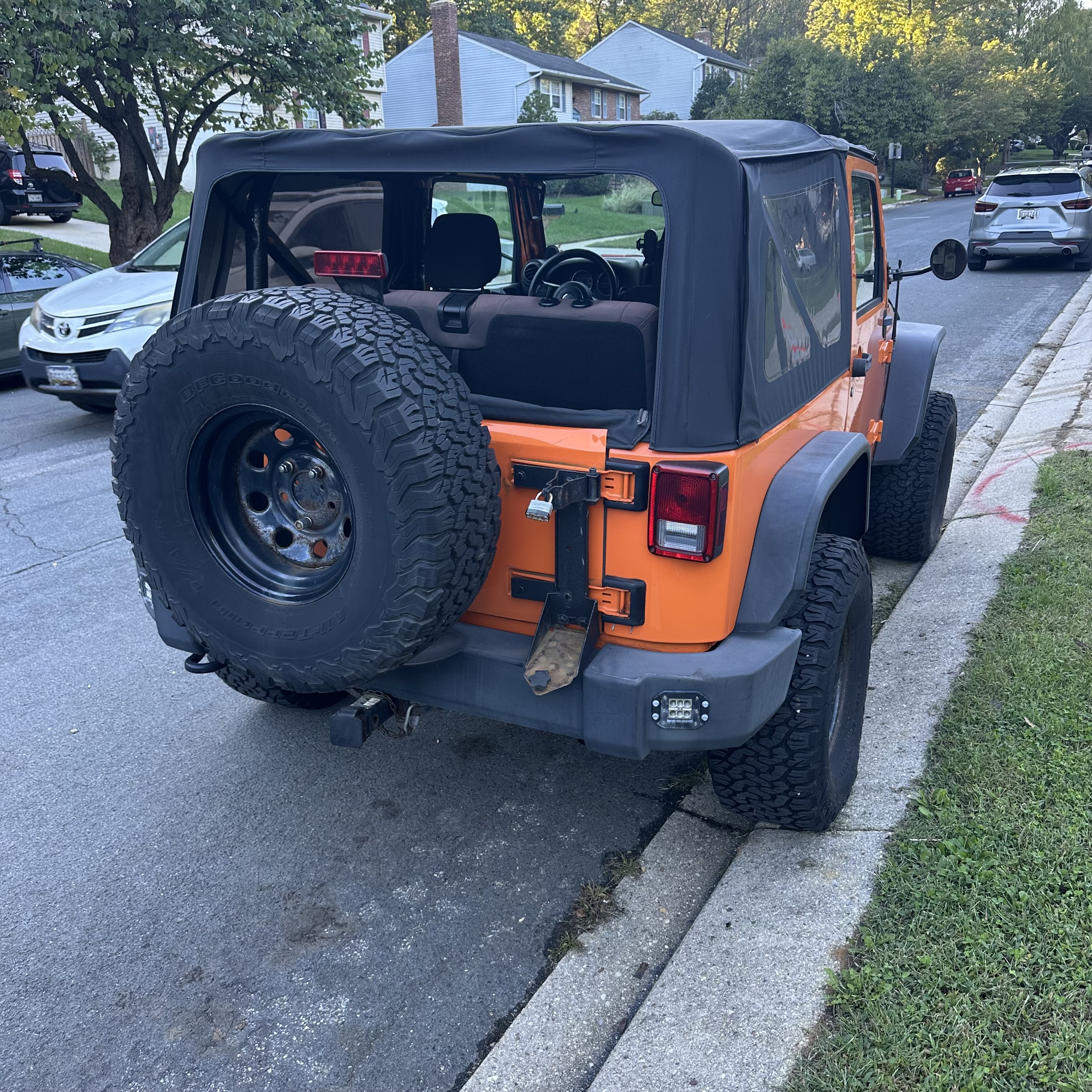Used 2012 Jeep Wrangler Sport AWD/4WD image 4