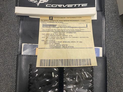 Used 2005 Chevrolet Corvette Coupe w/ Preferred Equipment Group image 23