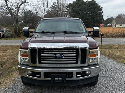 Used 2010 Ford F250 Lariat image 8