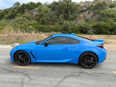 Used 2024 Toyota GR86 Premium RWD image 6
