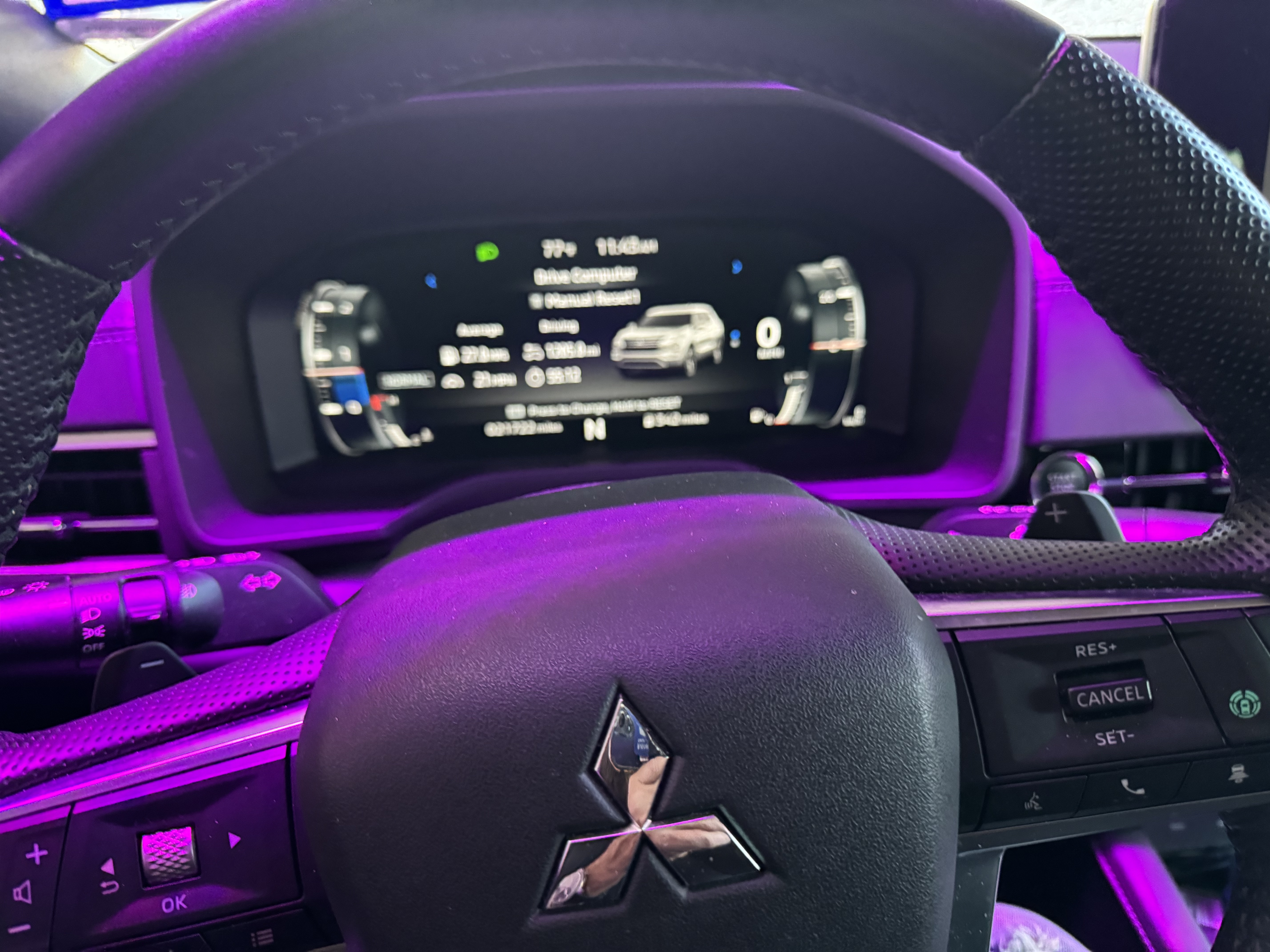 Used 2023 Mitsubishi Outlander SE Black Edition FWD image 12