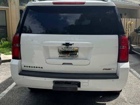 Used 2020 Chevrolet Suburban LT w/ RST Edition RWD image 2
