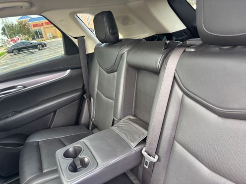 Used 2019 Cadillac XT5 Luxury AWD/4WD image 10