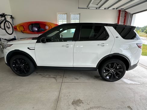 Used 2022 Land Rover Discovery Sport S AWD/4WD image 12