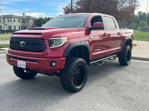 Used 2018 Toyota Tundra SR5 image 4