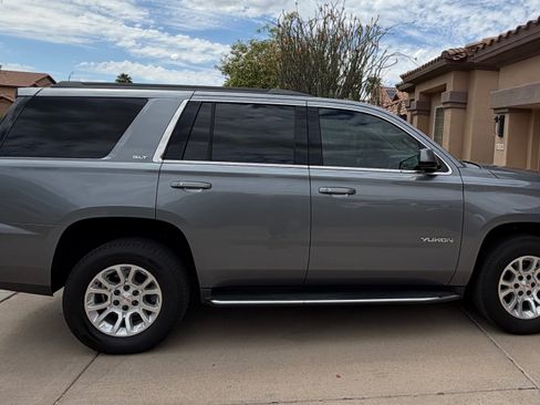 Used 2019 GMC Yukon SLT w/ Open Road Package image 10