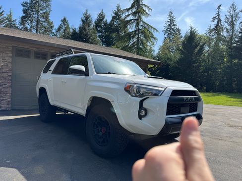 Used 2022 Toyota 4Runner TRD Pro AWD/4WD image 4