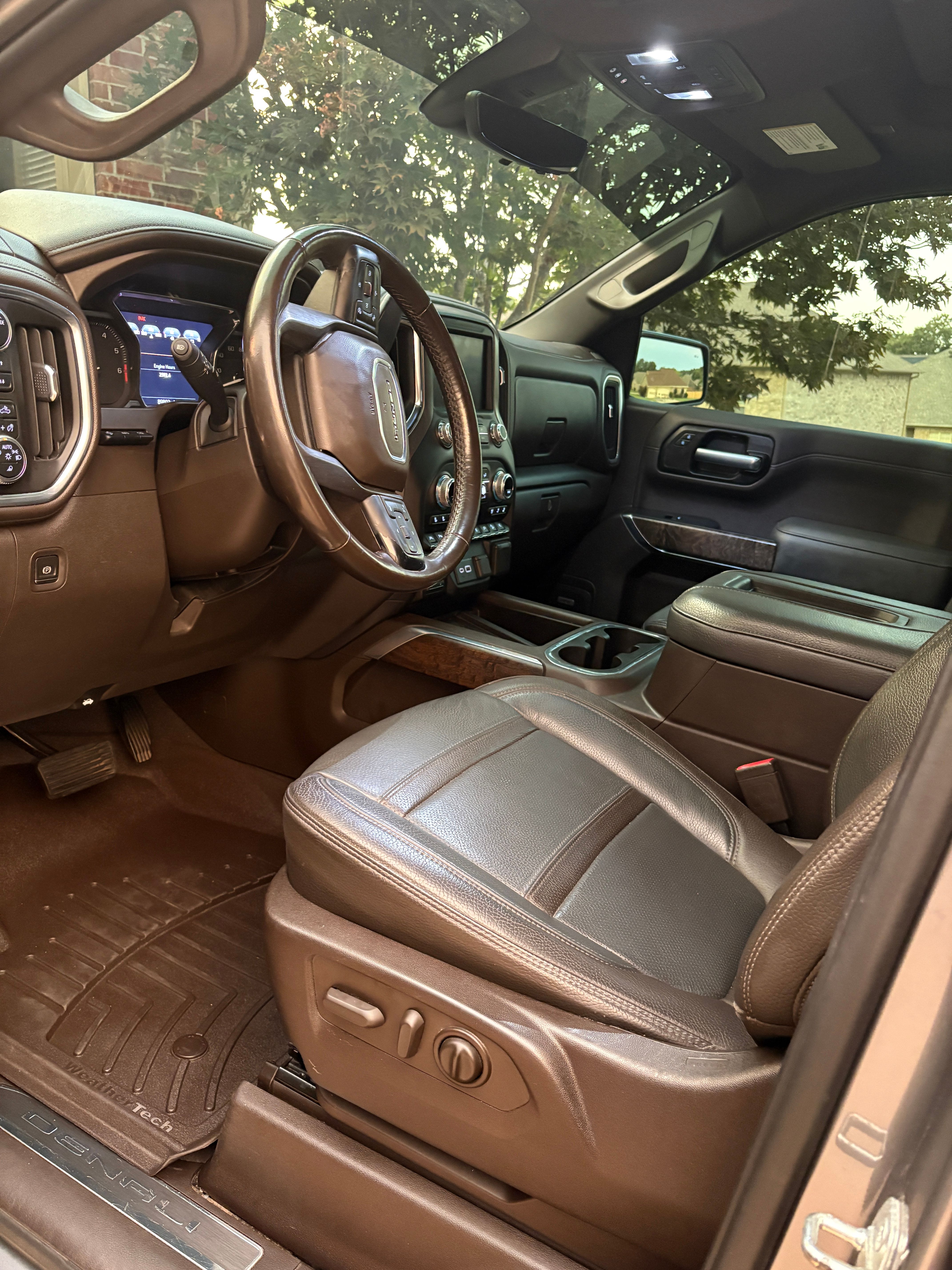 Used 2020 GMC Sierra 1500 Denali w/ Denali Ultimate Package AWD/4WD image 16