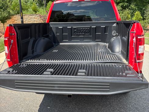 Used 2018 Ford F150 XLT w/ Equipment Group 301A Mid AWD/4WD image 14