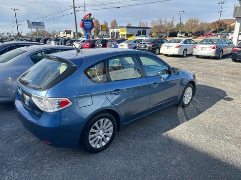 Used 2010 Subaru Impreza 2.5i Premium image 5