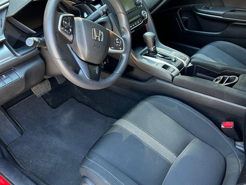 Used 2019 Honda Civic LX image 9