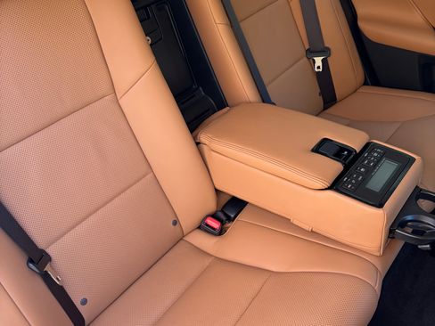 Used 2013 Lexus GS 350 w/ Luxury Pkg image 26