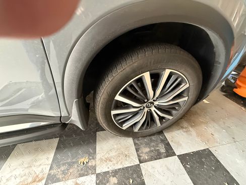 Used 2025 INFINITI QX60 Autograph w/ Cargo Package AWD/4WD image 12