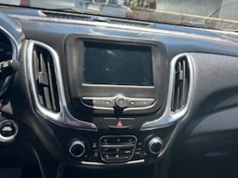 Used 2019 Chevrolet Equinox LT AWD/4WD image 14