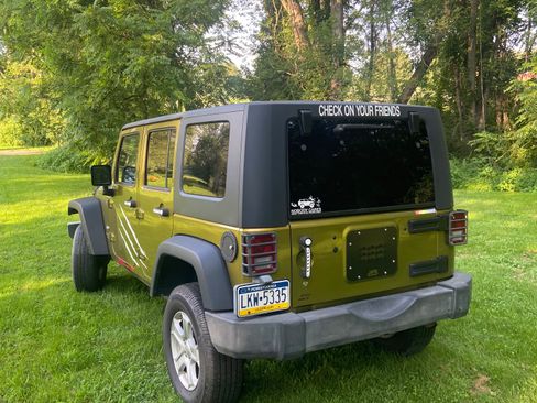 Used 2008 Jeep Wrangler Unlimited X image 9