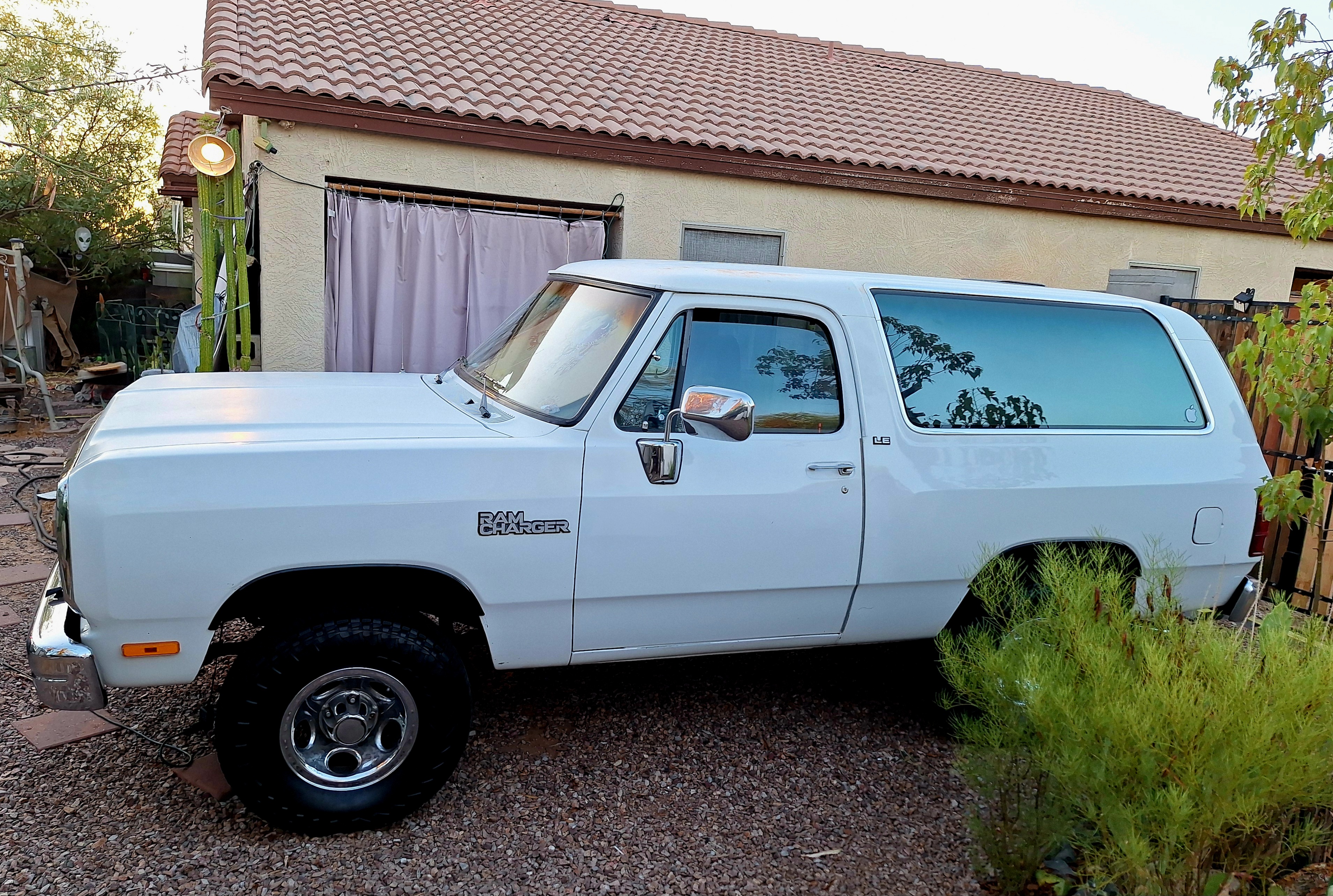 Used 1992 Dodge Ramcharger 4WD image 2