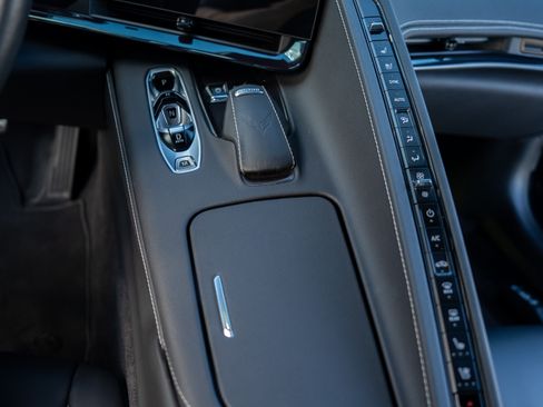 Used 2023 Chevrolet Corvette Stingray Preferred Cpe w/ Z51 Performance Package image 31