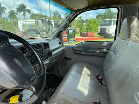 Used 1999 Ford F350 141 WB image 12