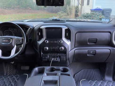 Used 2023 GMC Sierra 3500 SLE image 12