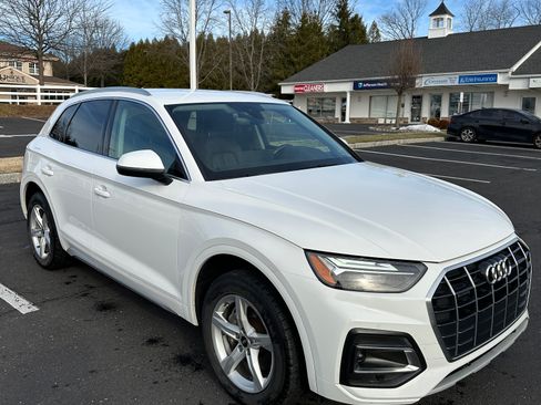 Used 2021 Audi Q5 2.0T Premium image 2