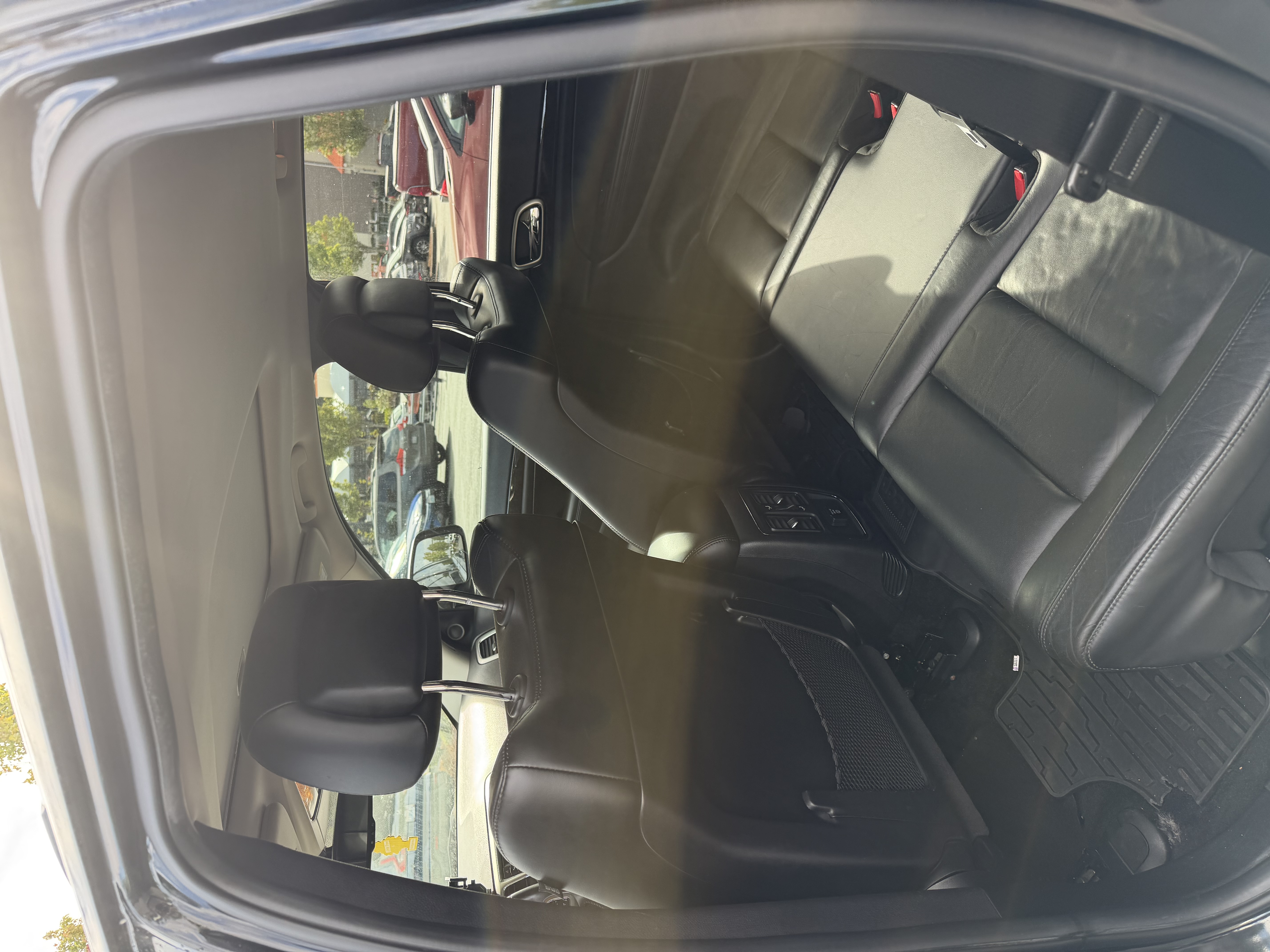 Used 2013 Jeep Grand Cherokee Laredo AWD/4WD image 11
